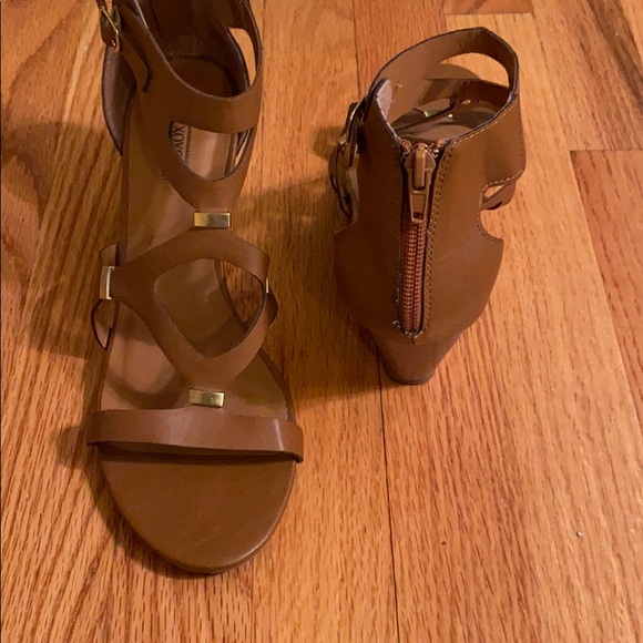 - tan - sandals - wedge - Picture 3 of 4